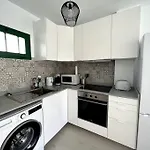 Casa Feliz - One Bedroom With Communal Pool Lägenhet