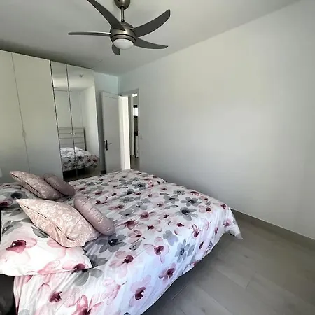 Casa Feliz - One Bedroom With Communal Pool Apartment Tias